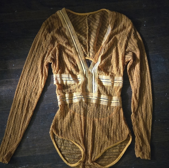 Sheer mustard bodysuit - Picture 2 of 5